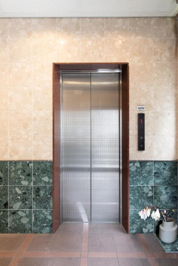 Appartement グランファミーユ島之内 702 広いバルコニー ペット不可 No Pet à Ōsaka Extérieur photo